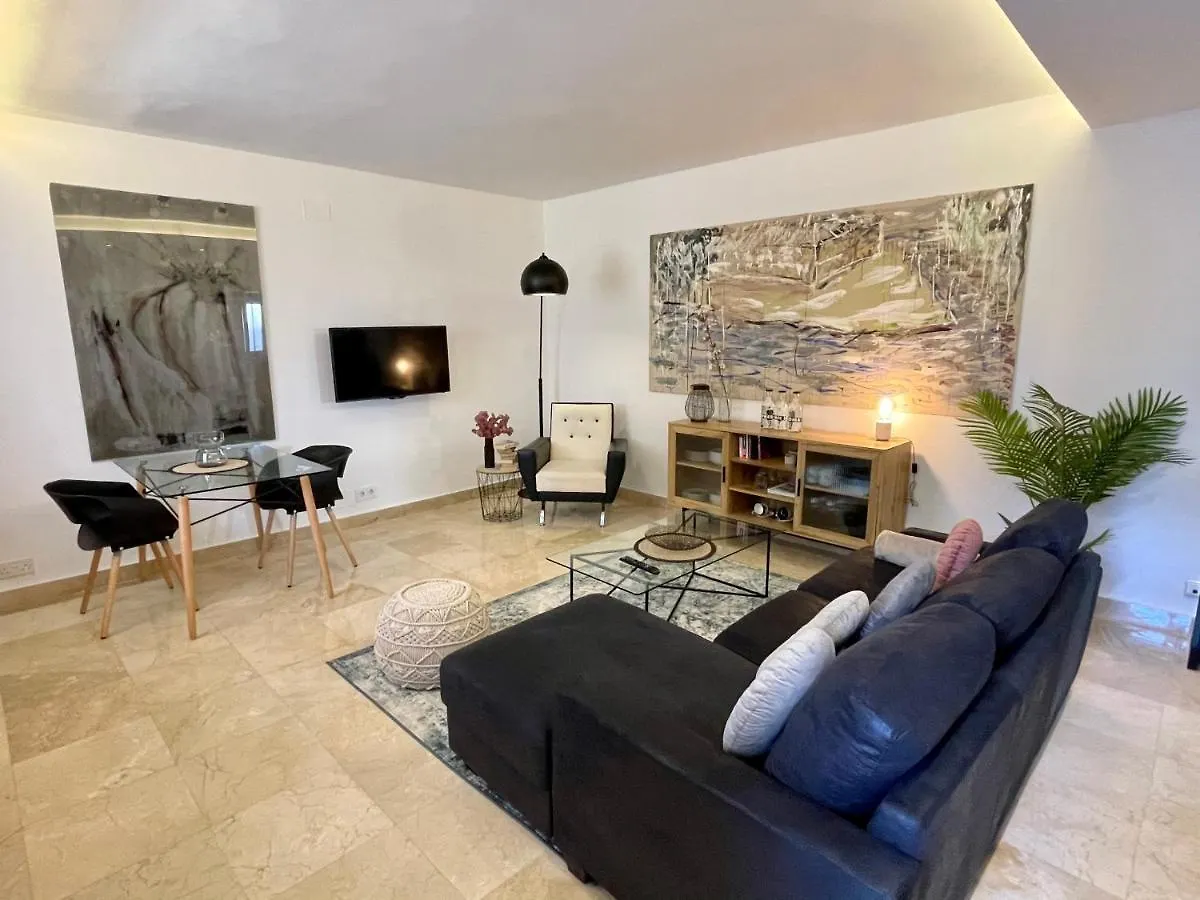 Puerto Banus Apartamento Coco contacts